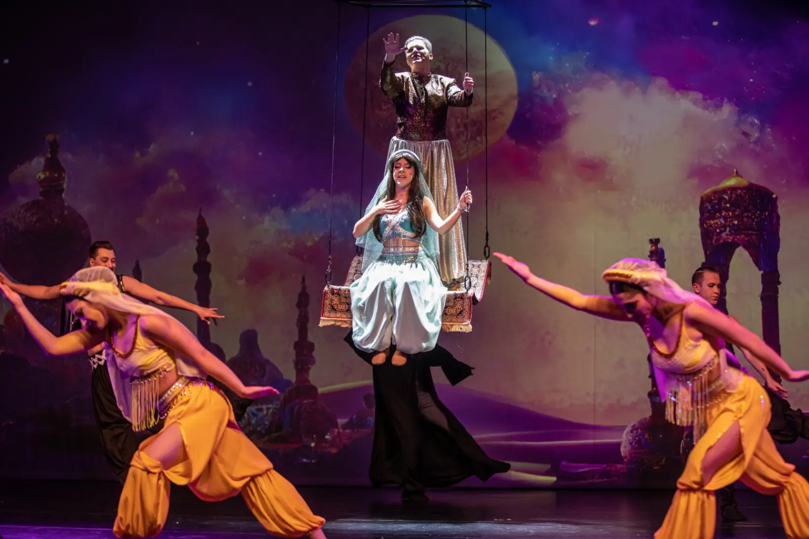 Trailer 1 Musical RO